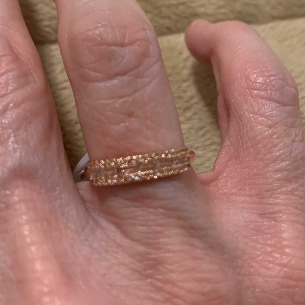 New CZ Rose Gold Filled Ring Size 6